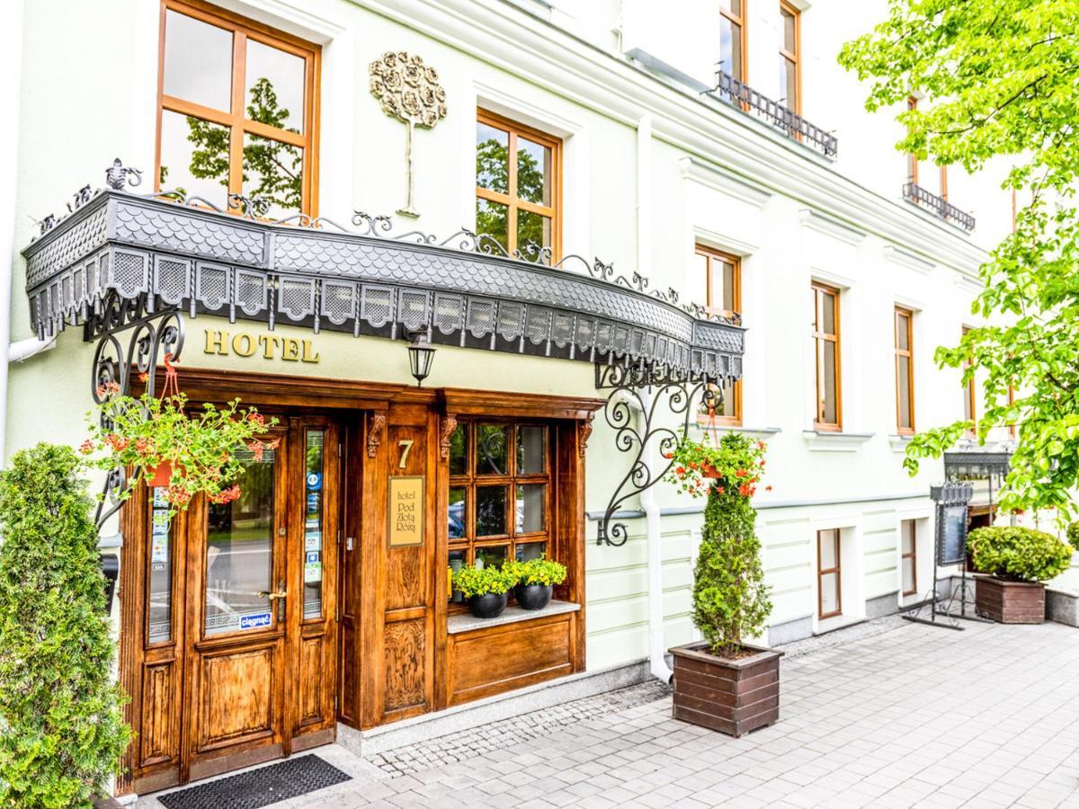 Hotel Pod Zlota Roza Kielce Luaran gambar